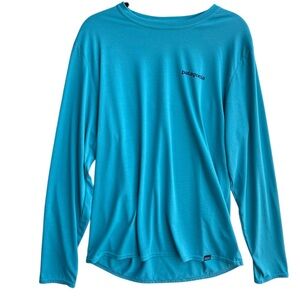 Medium Blue Patagonia Men’s Crew Neck Long Sleeve Shirt